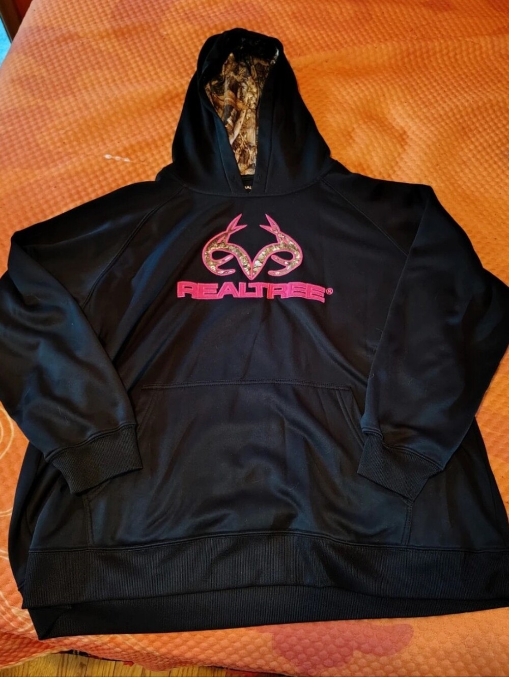 Realtree Women's Black Hoodie